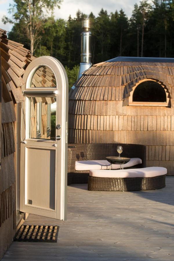 Kuldallika Igloo House And Iglusauna